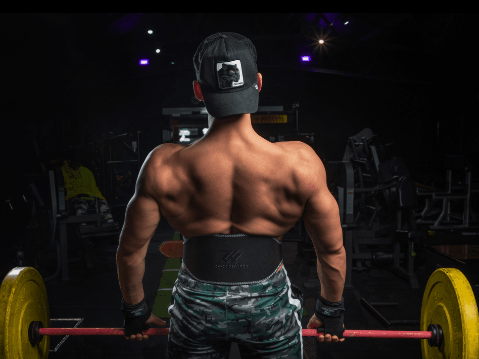 The Importance of Using a Weightlifting Belt During Workouts