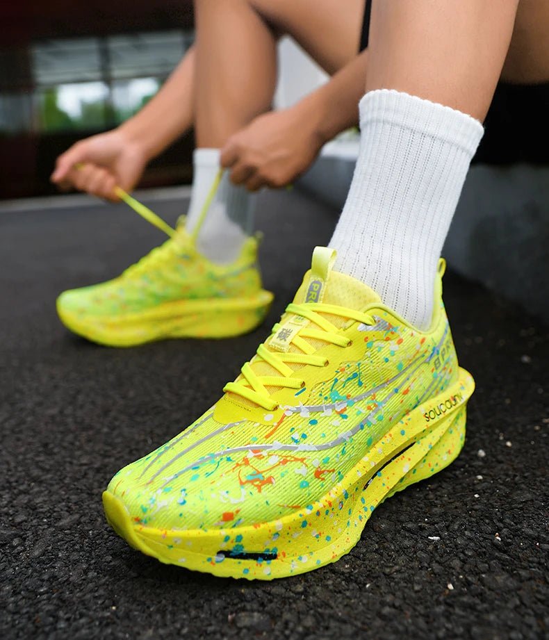 lightweight marathon training shoes for long distance runners